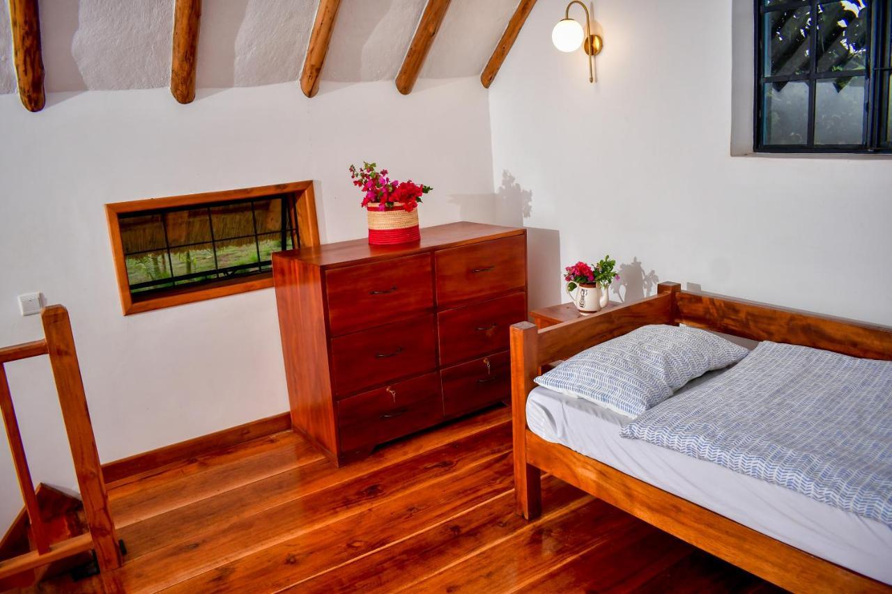 Buyala Bliss On The Nile Villa Джинджа Екстериор снимка